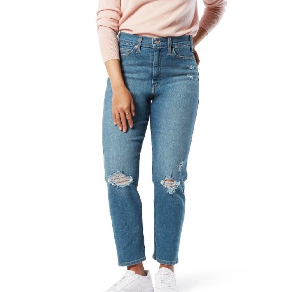 Signature by Levi Strauss & Co. Women's Heritage High Rise Straight Jeans